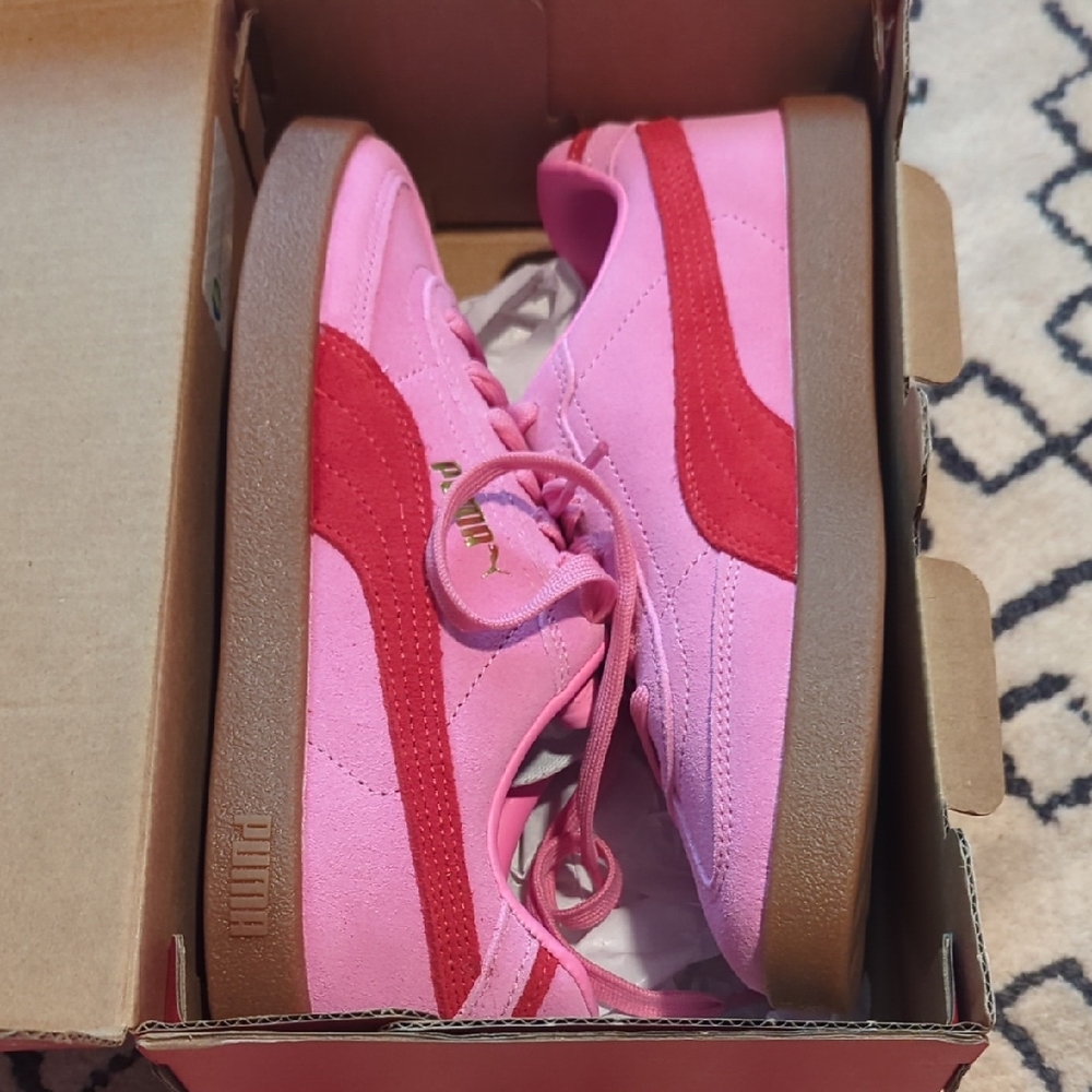 NIB Pink And Red Suede Puma Sneakers Size 4